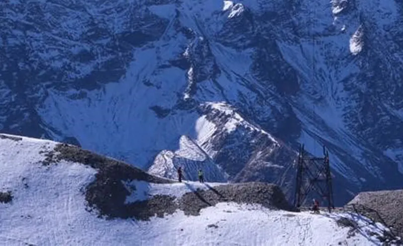 Slider 1 - Démontage pylône Col du Galibier