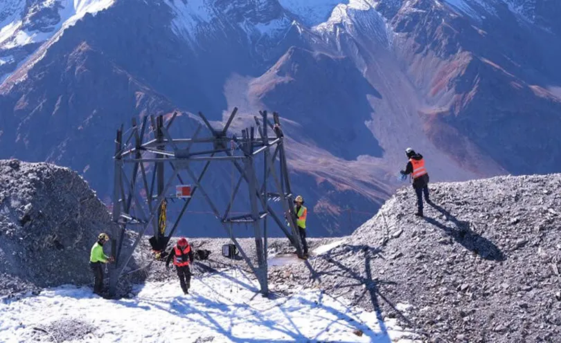 Slider 6 - Démontage pylône Col du Galibier