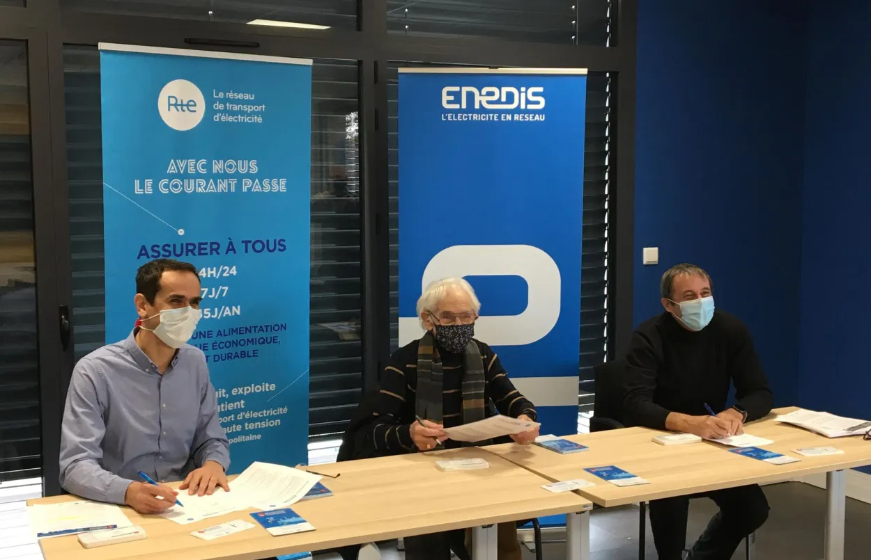 signature 9 décembre
