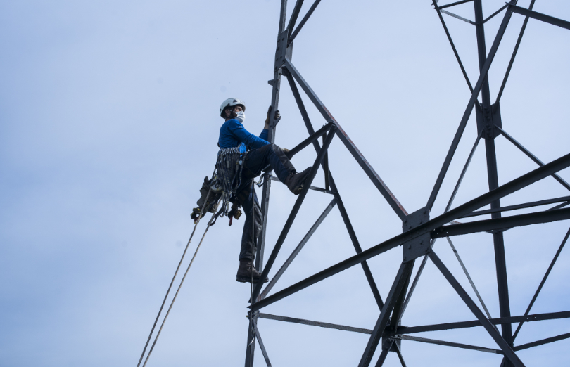 Reparation ligne Aigues Vives