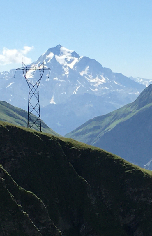 Des travaux de rénovation sur l’une des plus hautes lignes électriques de France dans le Massif du Mont-Blanc
