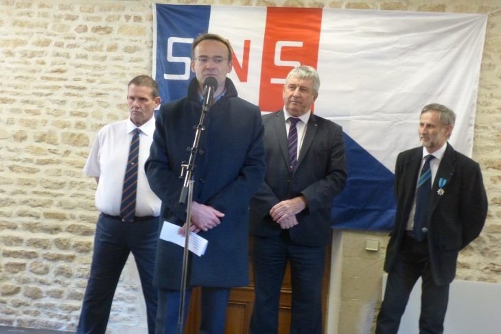 Photo des signataires du partenariat entre RTE et la SNSM de Ouistreham