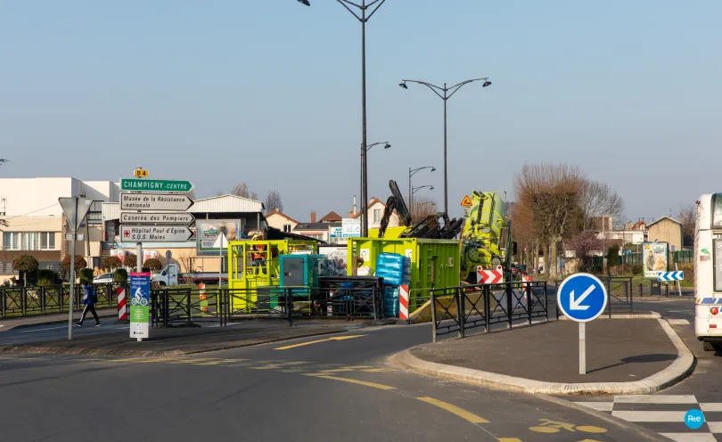 Photo des travaux à Chennevières-sur-Marne qui se trouve proche d'un rond-point