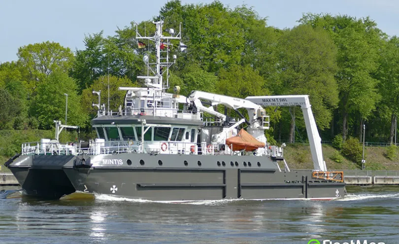 Photo du bateau nommé MINTIS pour les études au large (« offshore »)