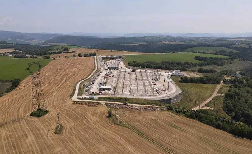 Photo aérienne du poste électrique en Occitanie