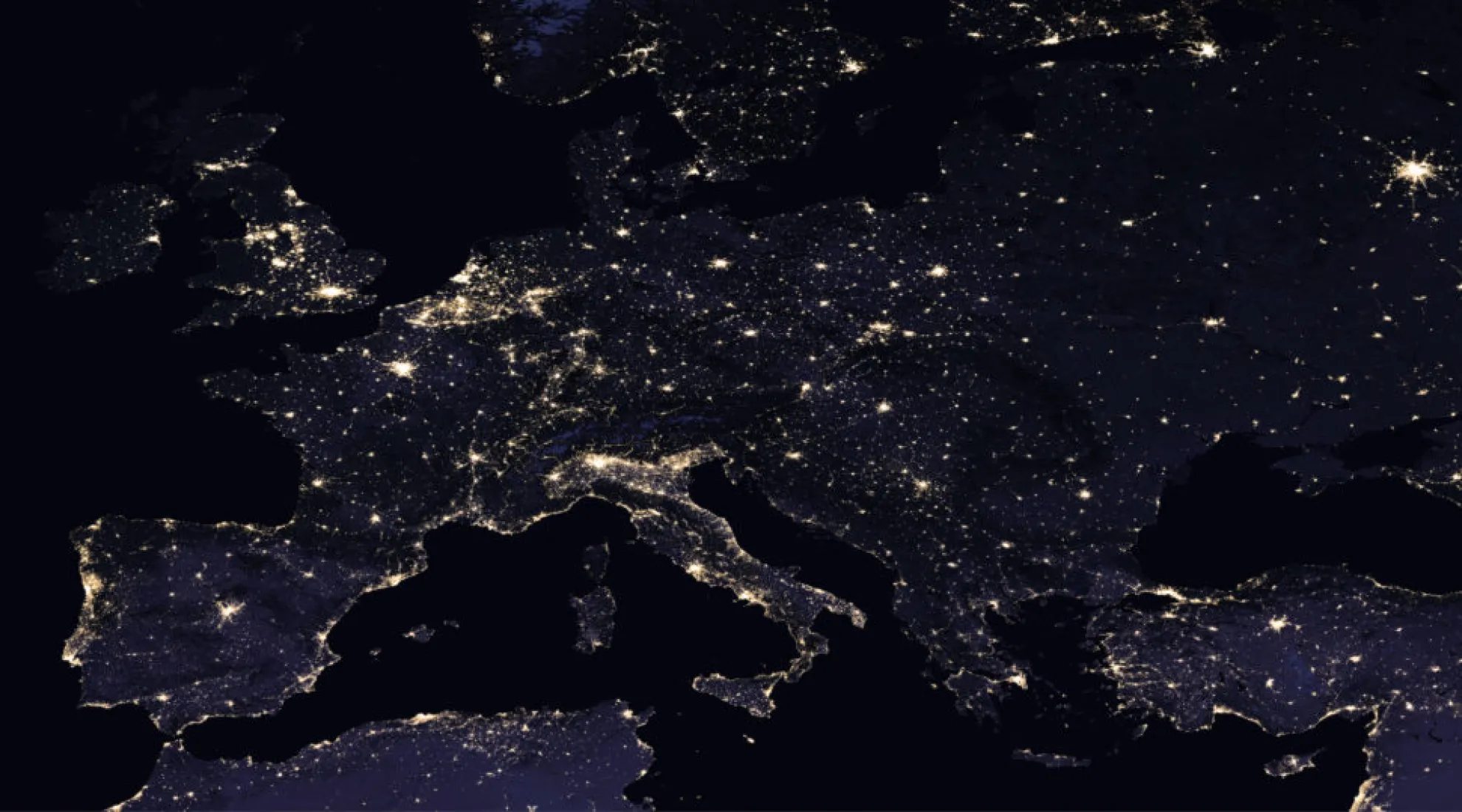 Composite image of Europe at night 2016 - Credits NASA Earth Observatory images by Joshua Stevens, using Suomi NPP VIIRS data from Miguel Román - NASA’s Goddard Space Flight Center