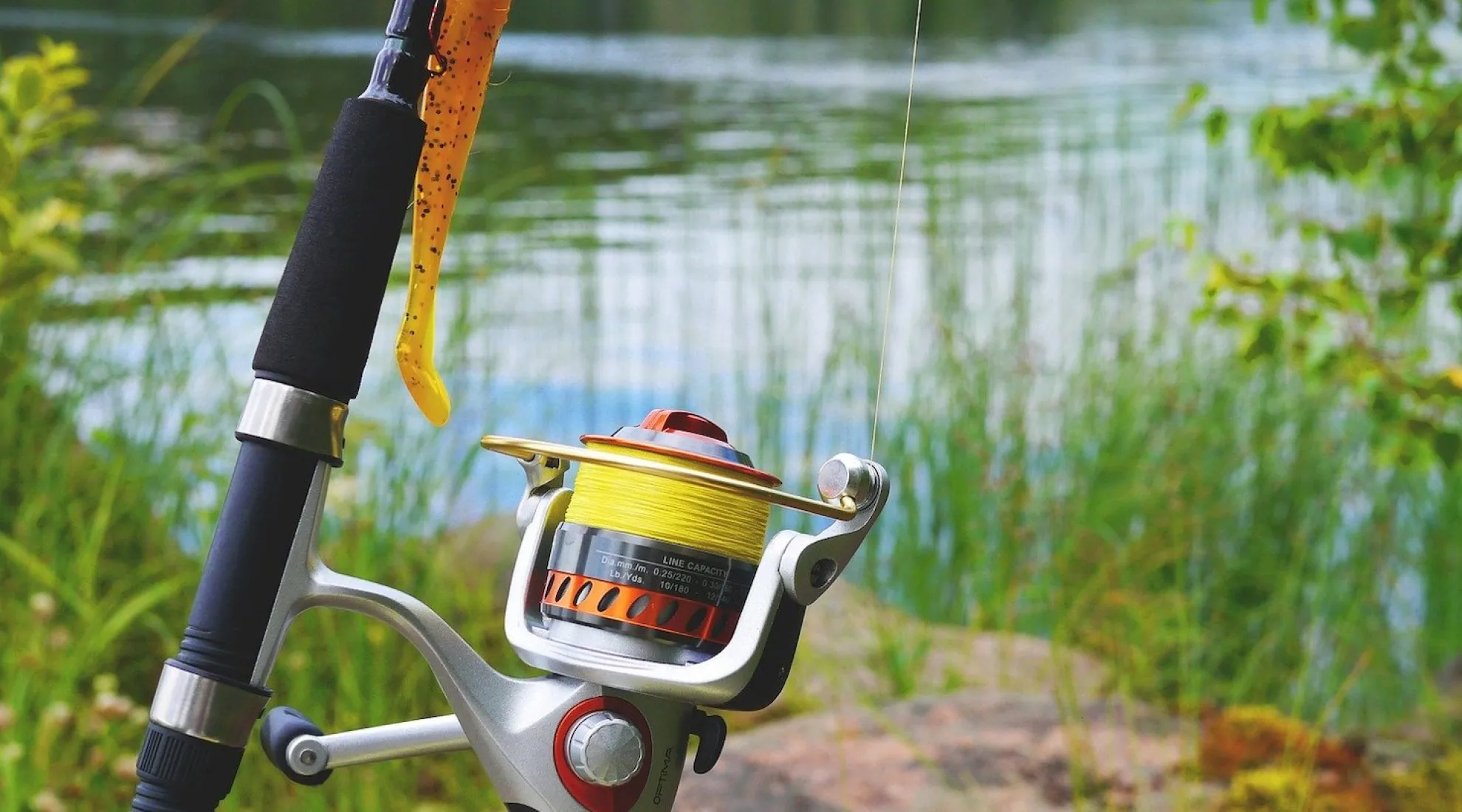 RTE, Enedis et la Fédération de pêche du Rhône, ensemble pour la sécurité des pêcheurs
