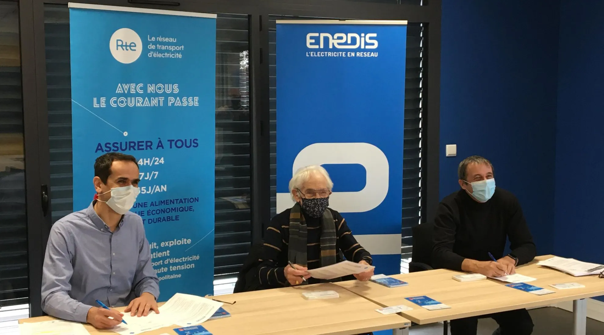 signature 9 décembre