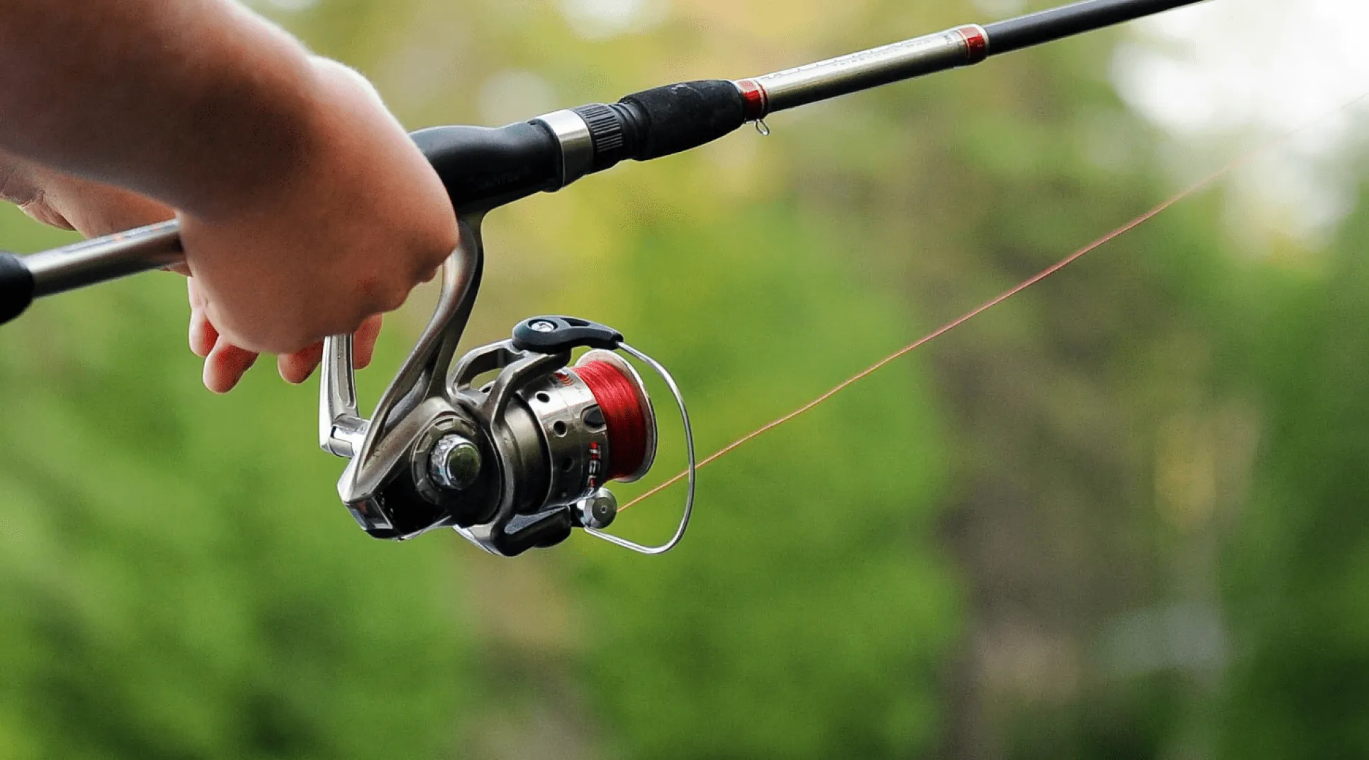 RTE, Enedis et la Fédération départementale de pêche du Puy de Dôme, ensemble pour la sécurité des pêcheurs