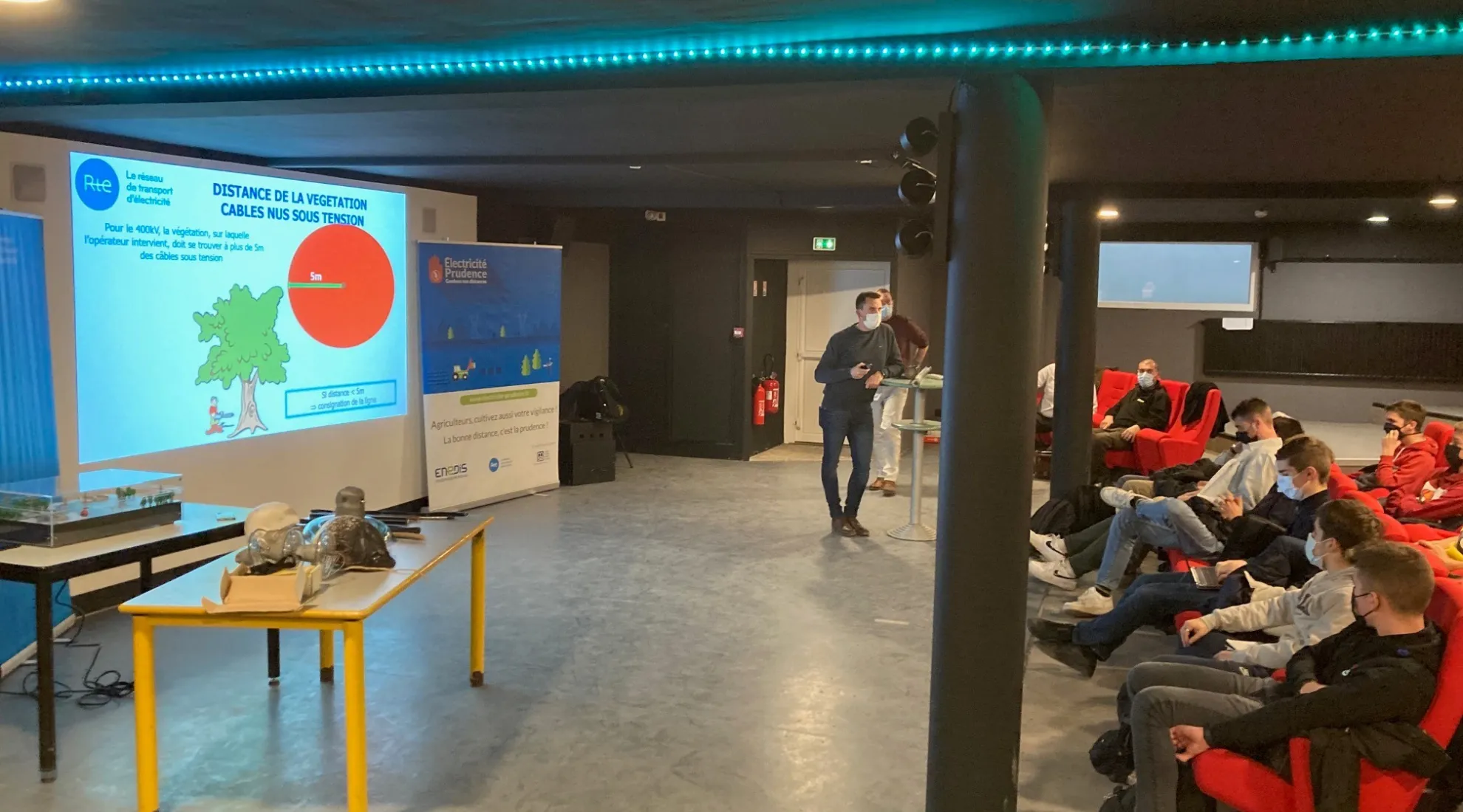 Le risque électrique n’aura bientôt plus de secret pour les élèves de l’institut agricole de Genech