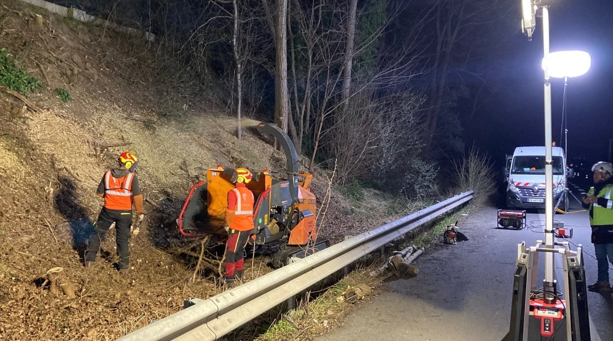 Valenciennes] RTE sécurise le réseau électrique par l’entretien de la végétation le long de l’autoroute