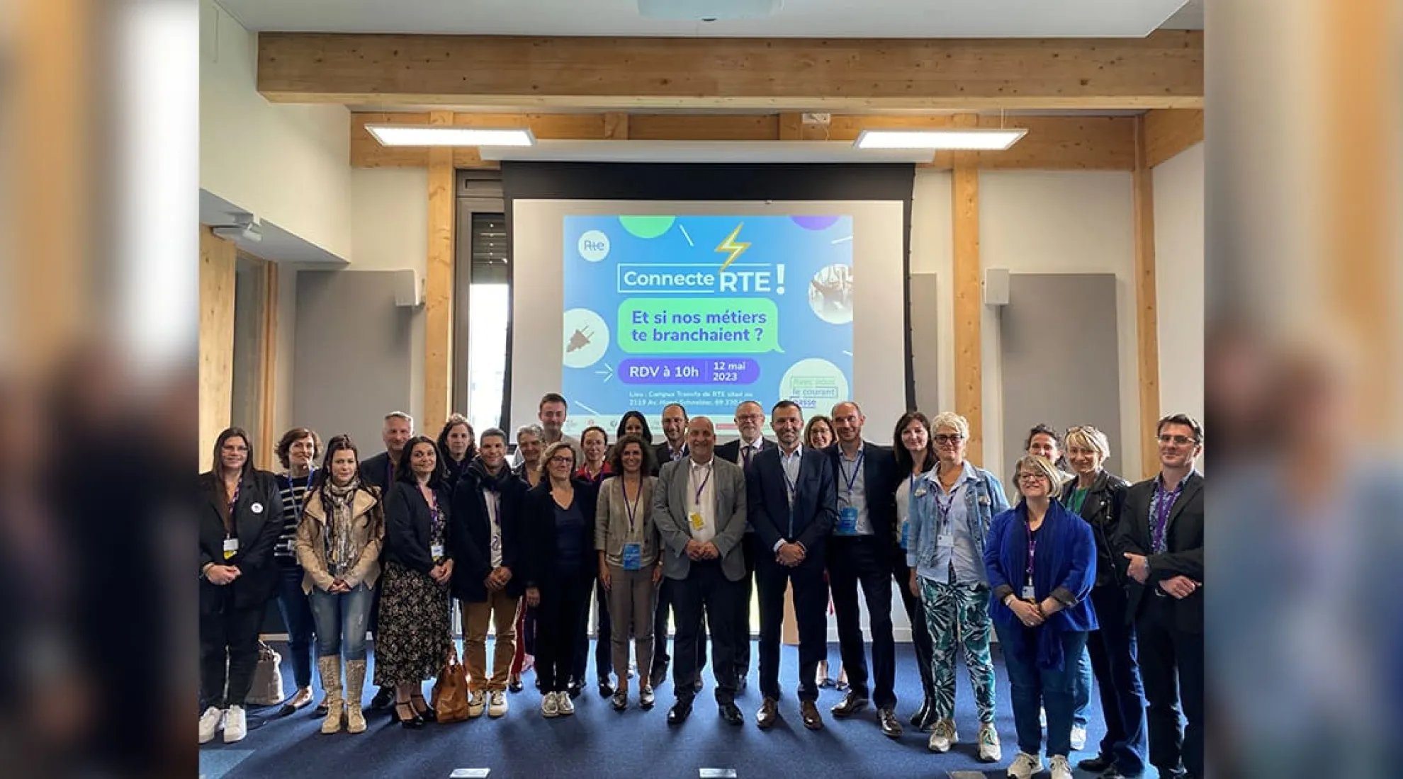 Connecte RTE : Et si nos métiers te branchaient ? - Cover