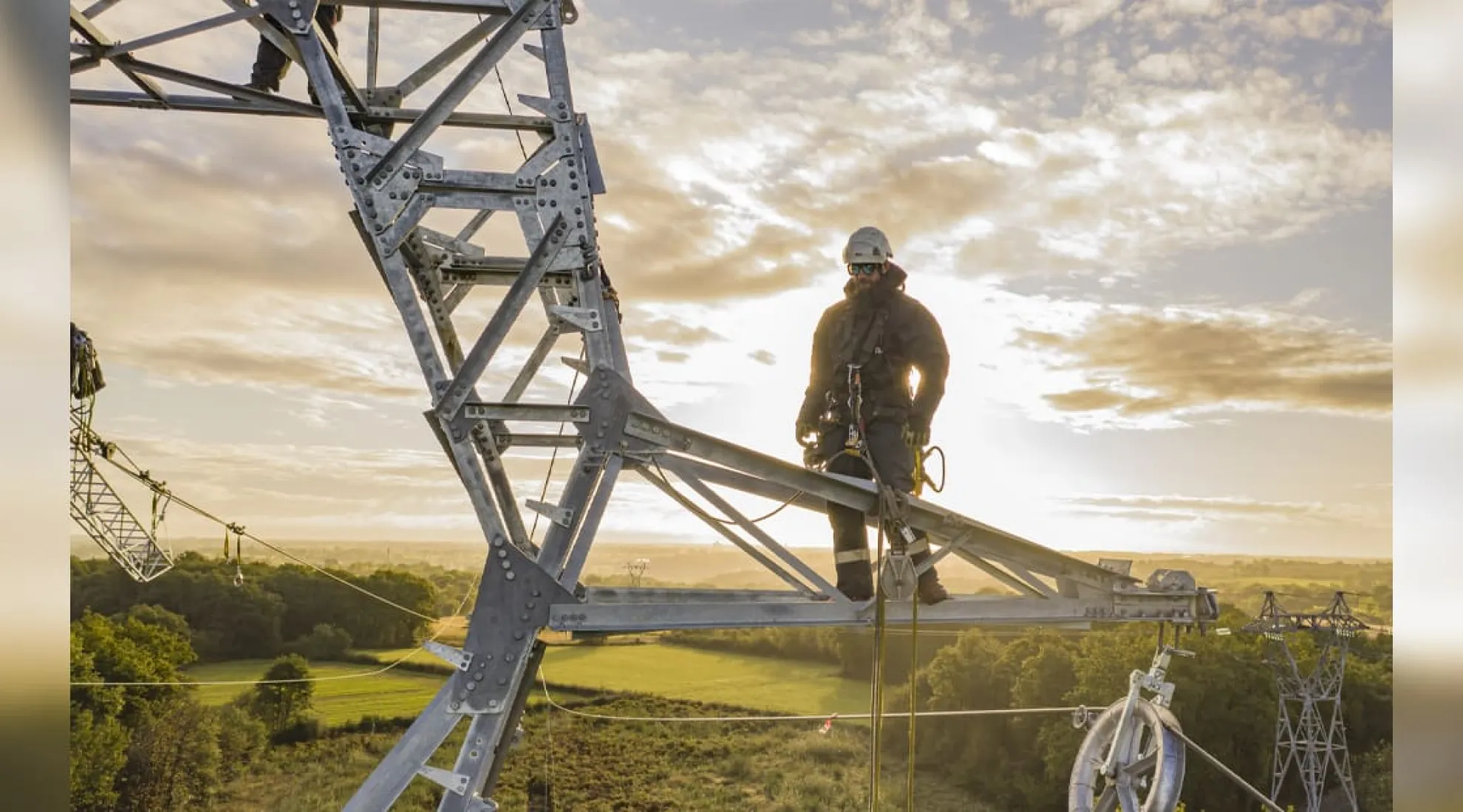 Intervention pylônes - Cover