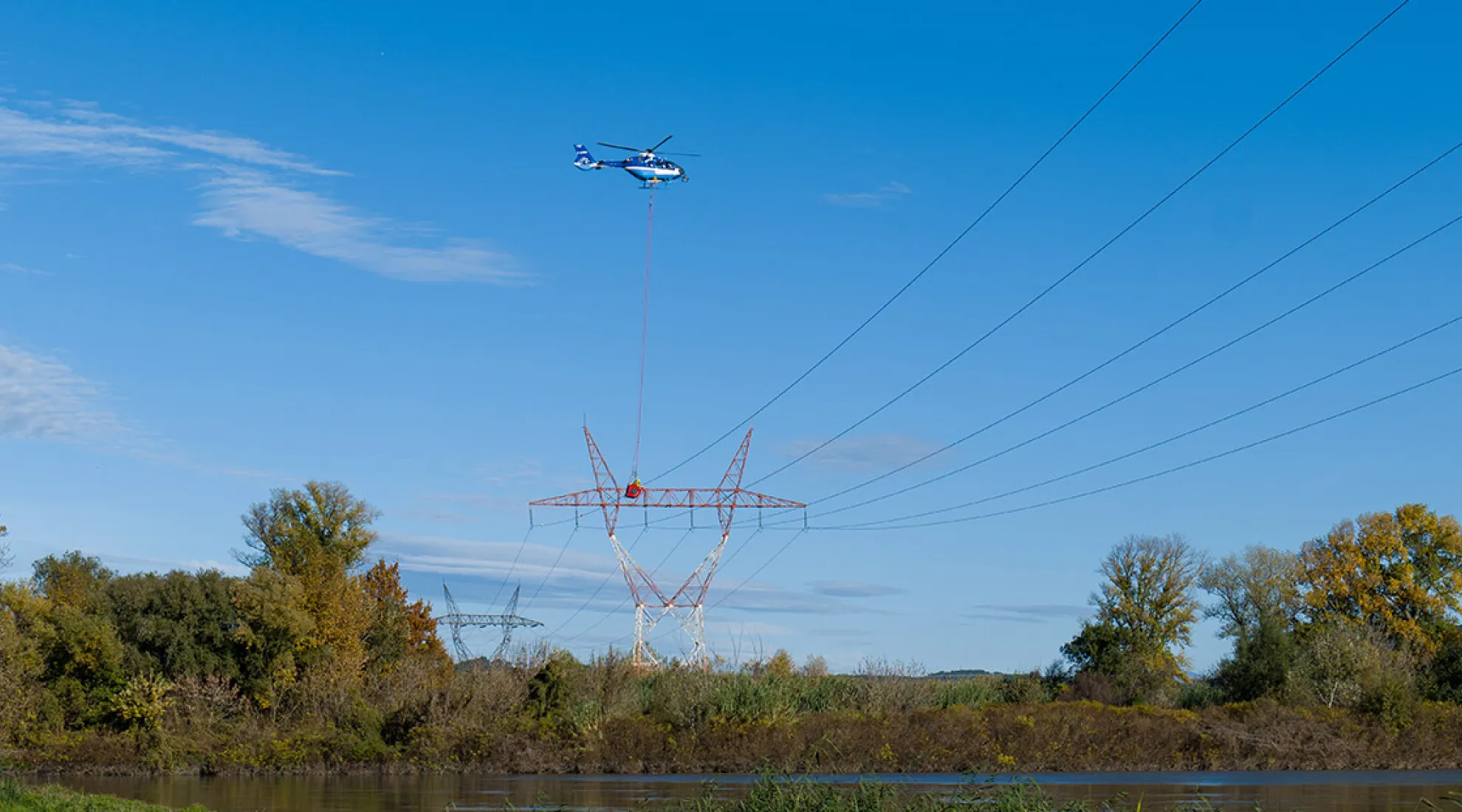 Balises pour protéger les oiseaux à Mondragon - Cover
