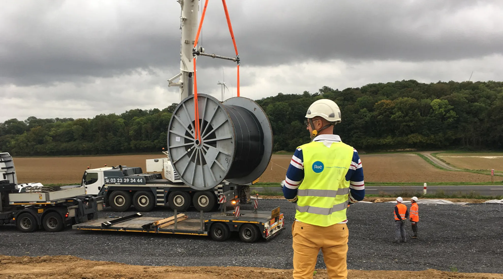 Liaison électrique souterraine de 17 km entre Noyales et Harly - Cover