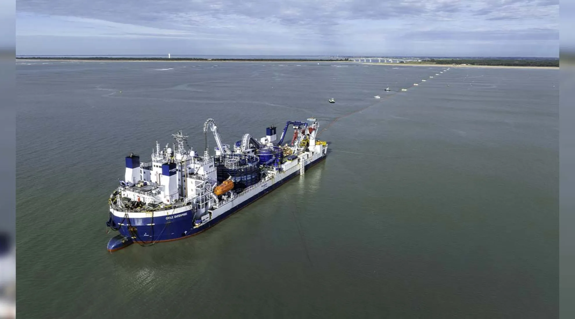 Yeu et de Noirmoutier : Installation des câbles électriques en mer - Cover