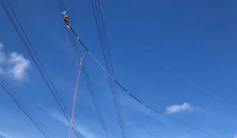 Sécurisation du réseau électrique du Dunkerquois : intervention à 400 000 volts sans couper le courant