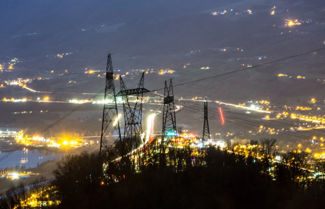Paysage électrique de RTE en Savoie
