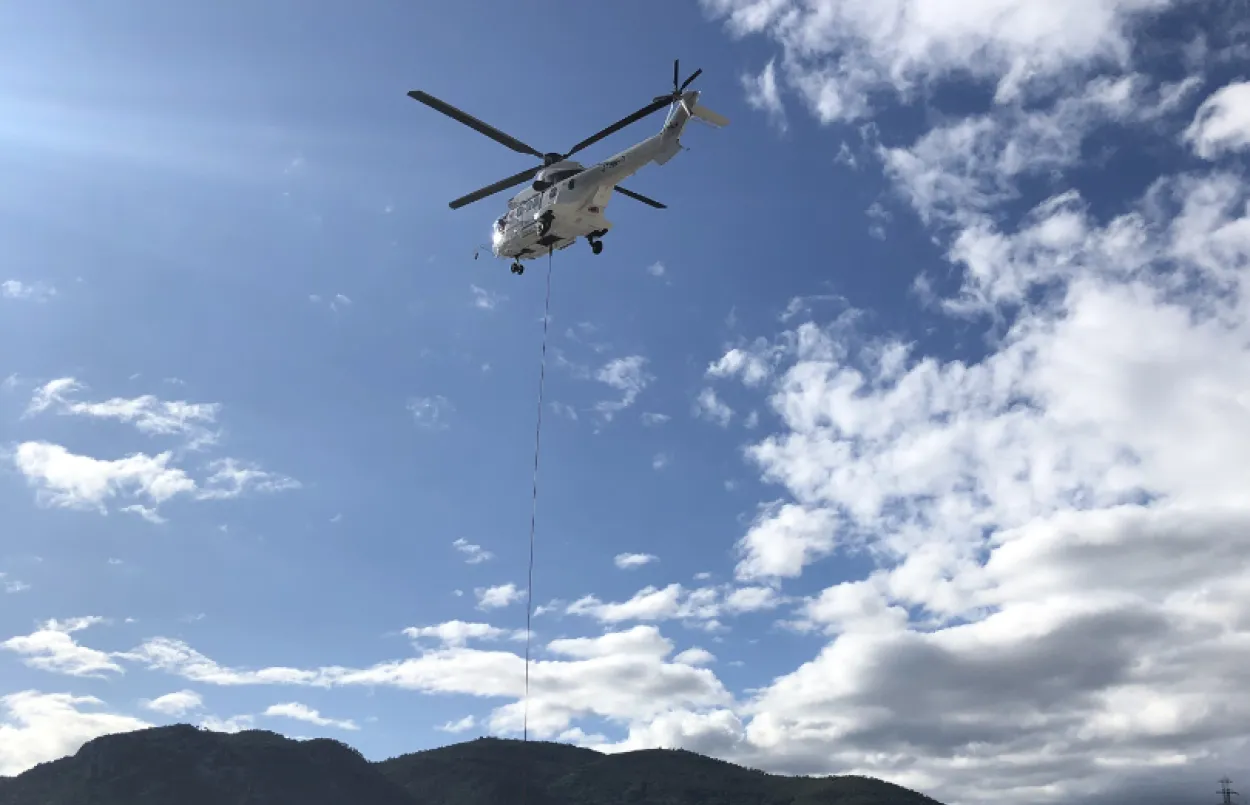 Tempête Alex - Héliportage groupe électrogène