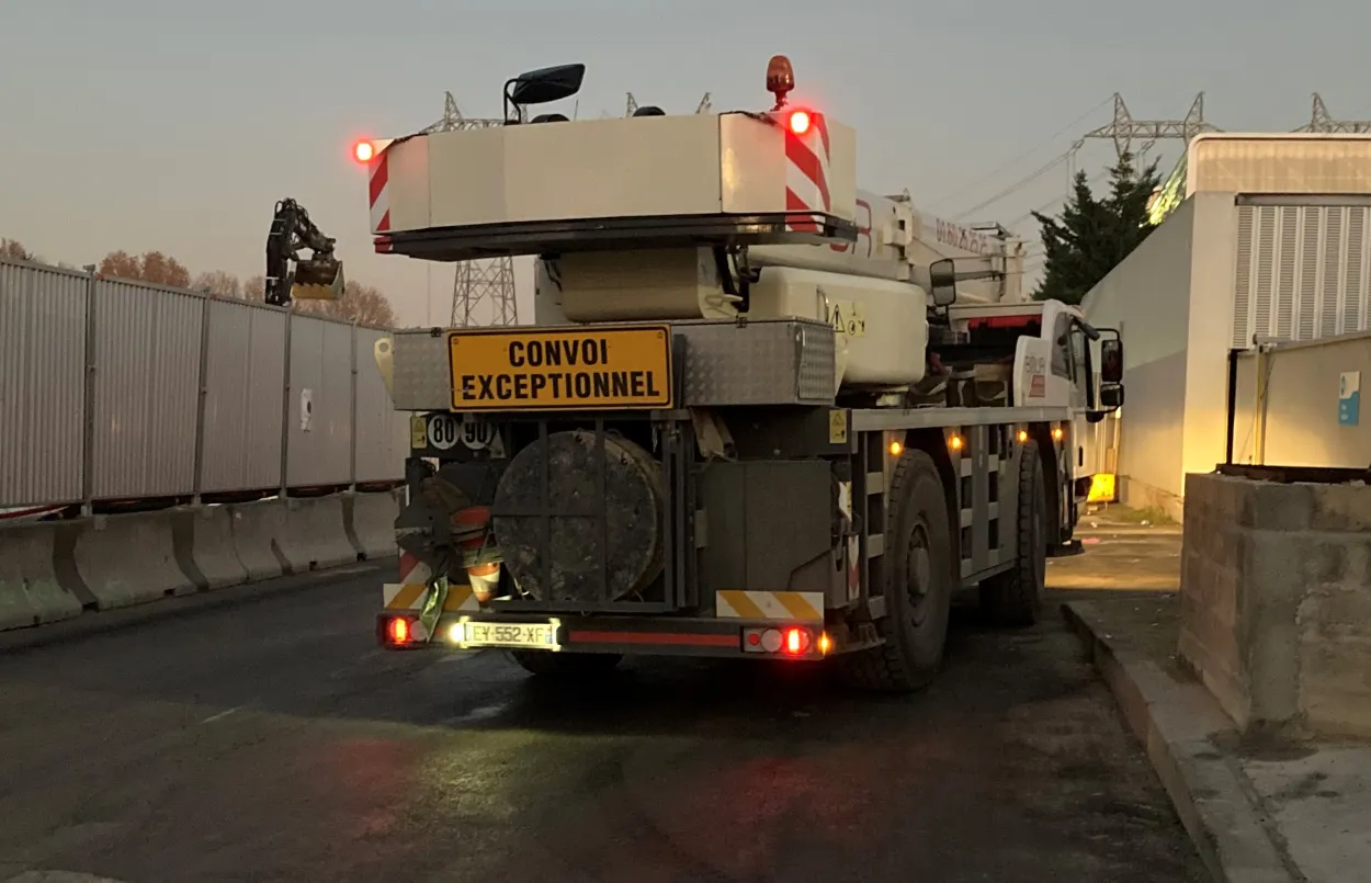 poste electrique saint denis