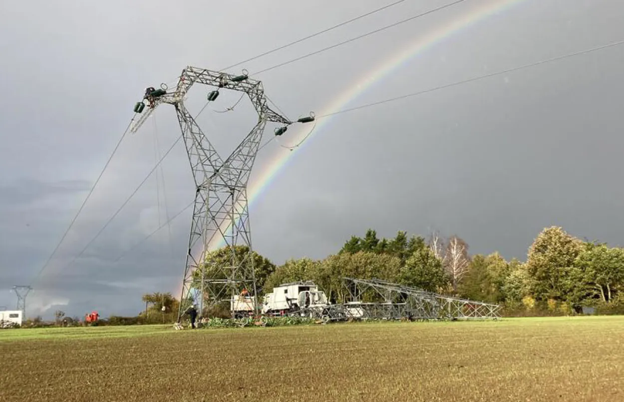 Ligne à 225 000 volts Cheviré-Merlatière vignette