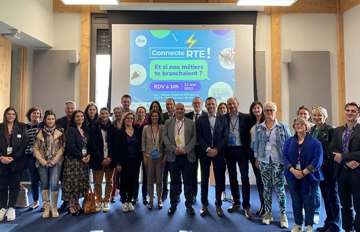 Connecte RTE : Et si nos métiers te branchaient ? - Vignette