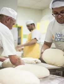 [COVID- 19] Des salariés de RTE Méditerranée au cœur d’initiatives solidaires marseillaises  