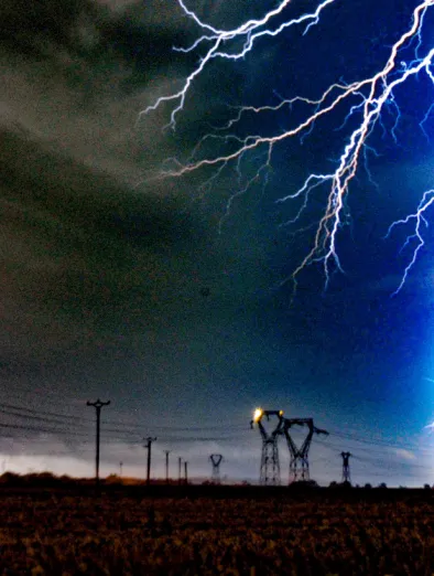 Eclair près lignes - crédit MALIDOR Frederic