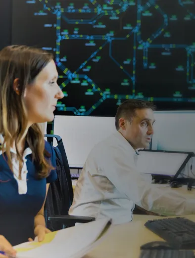 Collaborateurs RTE dans un centre de dispatching