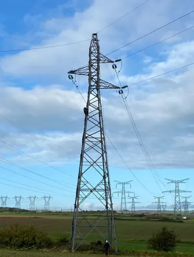 Pylone électrique de la ligne Calais - Mandarins