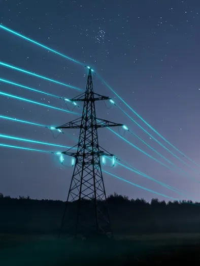 Pylone électrique de nuit